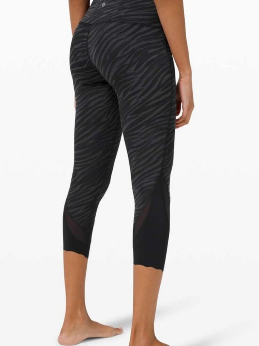 Lululemon Wunder Under High-Rise Crop 23" LeTigre Camo Deep Coal color